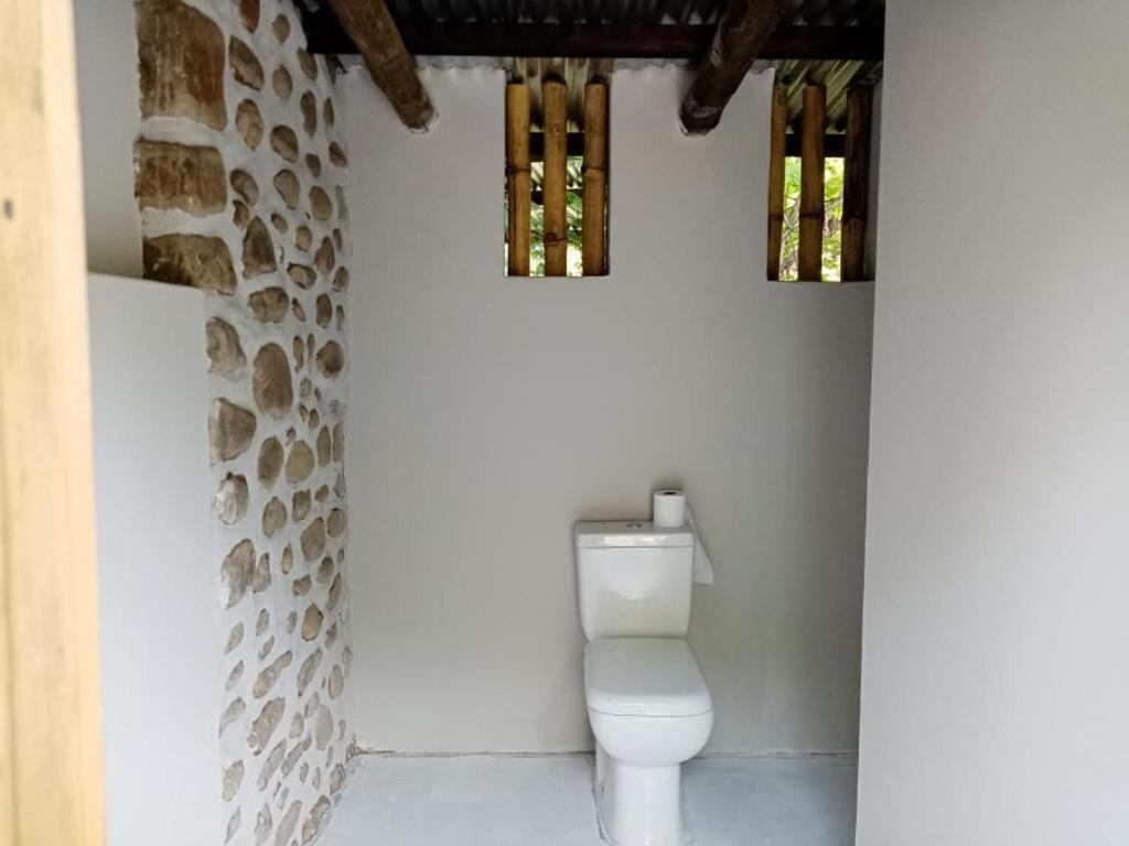 נלספרויט Crocodile Sands River Lodge מראה חיצוני תמונה